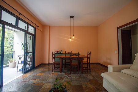 Apartamento à venda com 140m², 3 quartos e 2 vagasSala