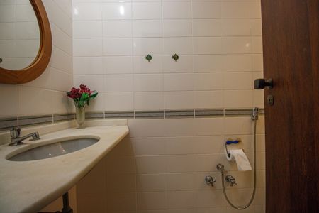 Apartamento à venda com 140m², 3 quartos e 2 vagasBanheiro Social