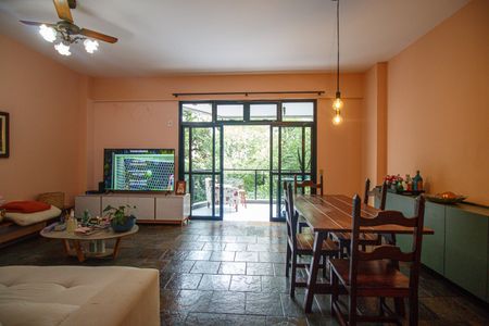 Apartamento à venda com 140m², 3 quartos e 2 vagasSala