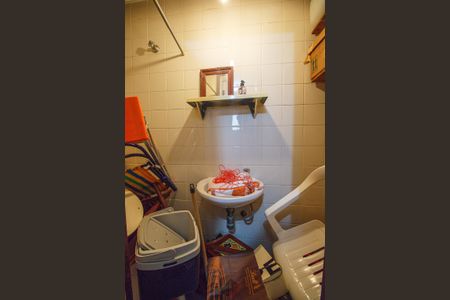 Apartamento à venda com 140m², 3 quartos e 2 vagasBanheiro de Serviço