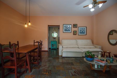 Apartamento à venda com 140m², 3 quartos e 2 vagasSala