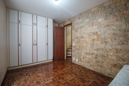 Apartamento à venda com 140m², 3 quartos e 2 vagasQuarto 3