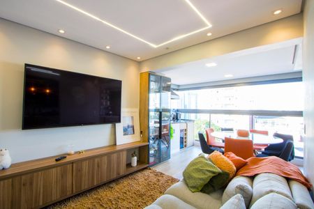 Apartamento para alugar com 68m², 2 quartos e 1 vagaSala