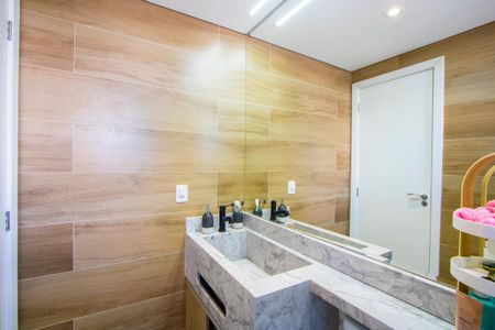 Apartamento para alugar com 68m², 2 quartos e 1 vagaBanheiro do quarto 1