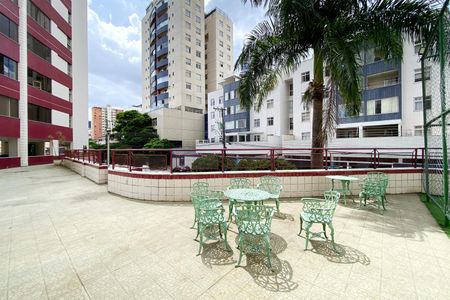 Apartamento à venda com 140m², 4 quartos e 1 vagaÁrea comum