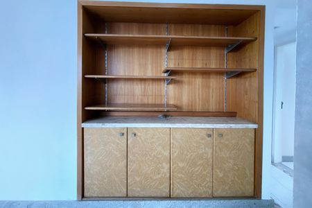 Apartamento à venda com 140m², 4 quartos e 1 vagaSala - Armários