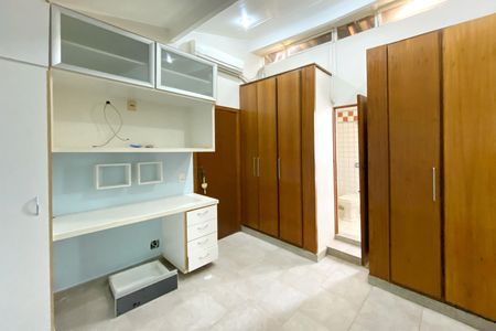 Apartamento à venda com 140m², 4 quartos e 1 vagaSuite 1