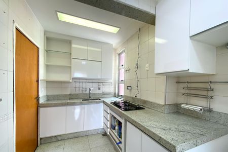 Apartamento à venda com 140m², 4 quartos e 1 vagaCozinha