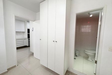 Apartamento à venda com 130m², 3 quartos e 2 vagasÁrea de serviço