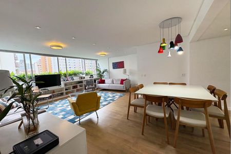 Apartamento à venda com 130m², 3 quartos e 2 vagasSala