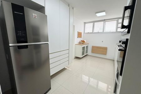 Apartamento à venda com 130m², 3 quartos e 2 vagasCozinha
