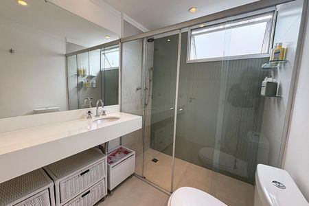 Apartamento à venda com 130m², 3 quartos e 2 vagasBanheiro