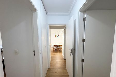 Apartamento à venda com 130m², 3 quartos e 2 vagasCorredor