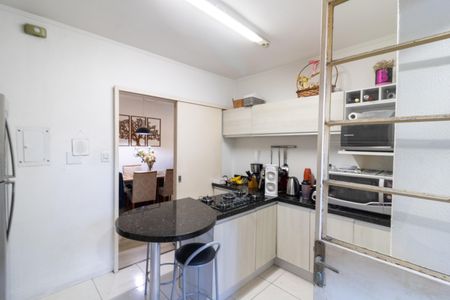 Apartamento para alugar com 76m², 2 quartos e 1 vagaCozinha