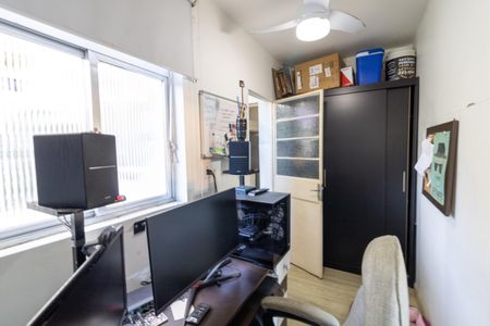 Apartamento para alugar com 76m², 2 quartos e 1 vagaEscritório