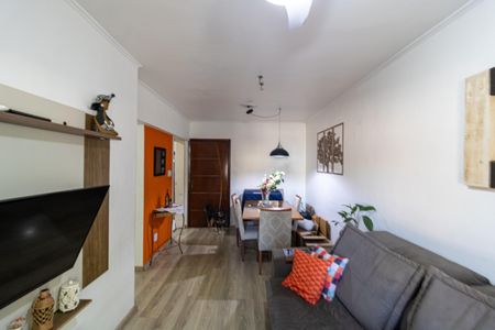 Apartamento para alugar com 76m², 2 quartos e 1 vagaSala