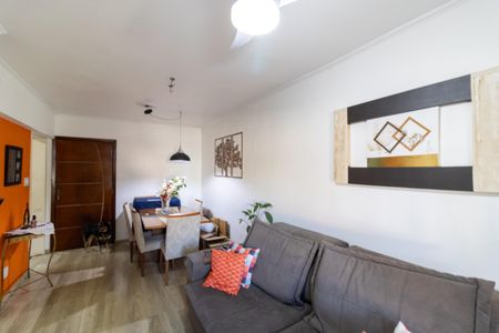 Apartamento para alugar com 76m², 2 quartos e 1 vagaSala