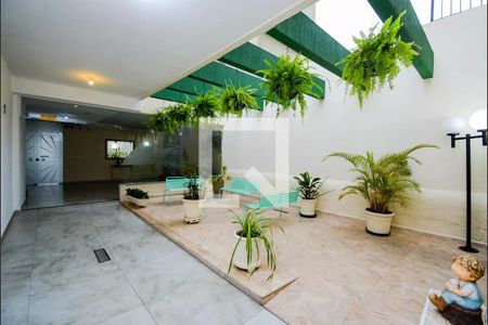 Apartamento à venda com 64m², 2 quartos e 1 vagaÁrea comum