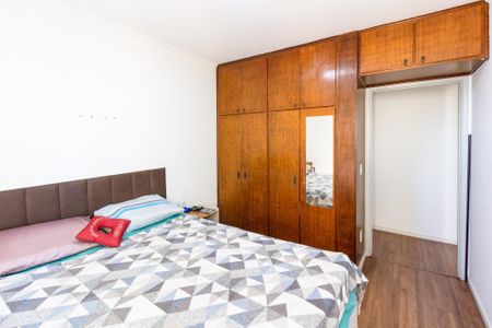 Apartamento à venda com 64m², 2 quartos e 1 vagaQuarto 2