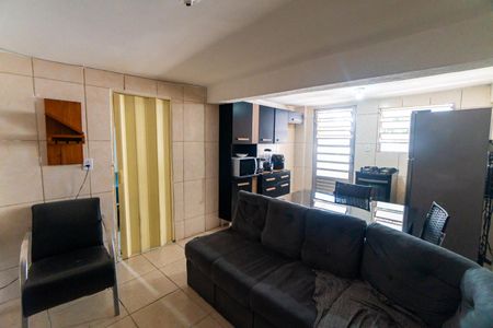Casa à venda com 173m², 2 quartos e 1 vagaSala/Cozinha