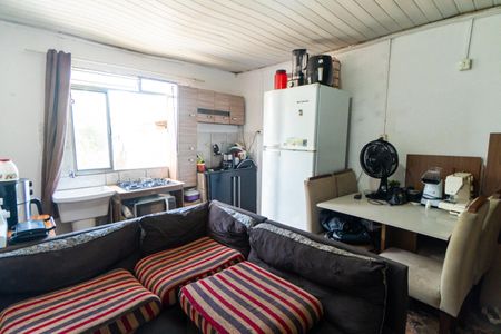 Casa à venda com 173m², 2 quartos e 1 vagaKitnet