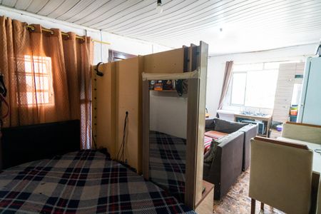 Casa à venda com 173m², 2 quartos e 1 vagaKitnet