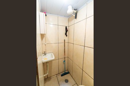 Casa à venda com 173m², 2 quartos e 1 vagaKitnet - Banheiro