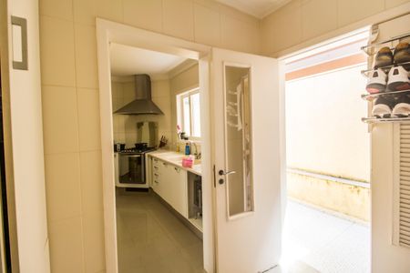 Casa de condomínio para alugar com 230m², 2 quartos e 1 vaga Casa de condomínio para alugar com 230m², 2 quartos e 1 vagaÁrea de Serviço