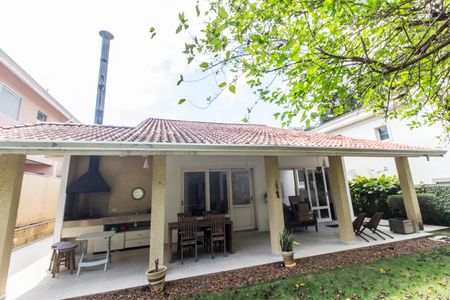 Casa de condomínio para alugar com 230m², 2 quartos e 1 vaga Casa de condomínio para alugar com 230m², 2 quartos e 1 vagaVaranda gourmet