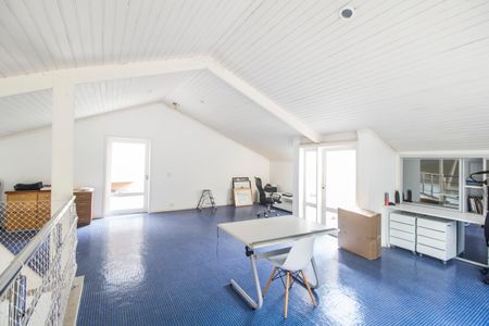 Casa de condomínio para alugar com 230m², 2 quartos e 1 vaga Casa de condomínio para alugar com 230m², 2 quartos e 1 vagaSala