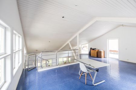 Casa de condomínio para alugar com 230m², 2 quartos e 1 vaga Casa de condomínio para alugar com 230m², 2 quartos e 1 vagaEscritório