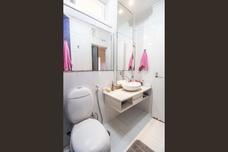 Casa de condomínio para alugar com 230m², 2 quartos e 1 vaga