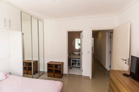 Casa de condomínio para alugar com 230m², 2 quartos e 1 vaga Casa de condomínio para alugar com 230m², 2 quartos e 1 vagaSuíte 1