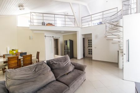 Casa de condomínio para alugar com 230m², 2 quartos e 1 vaga Casa de condomínio para alugar com 230m², 2 quartos e 1 vagaSala