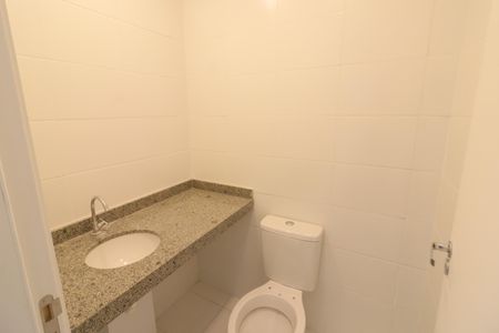 Banheiro da Suíte 1 de apartamento para alugar com 2 quartos, 55m² em Centro, Osasco