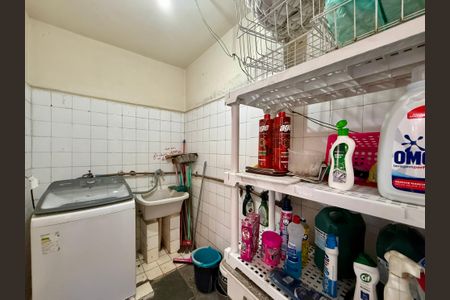 Casa à venda com 240m², 6 quartos e 3 vagasÁrea de Serviço