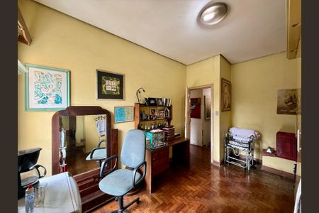 Casa à venda com 240m², 6 quartos e 3 vagasQuarto 4