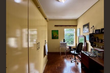 Casa à venda com 240m², 6 quartos e 3 vagasQuarto 4