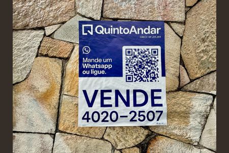 Casa à venda com 240m², 6 quartos e 3 vagasPlaca 