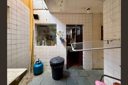 Casa à venda com 240m², 6 quartos e 3 vagasÁrea de Serviço