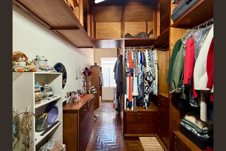 Casa à venda com 240m², 6 quartos e 3 vagasQuarto 3