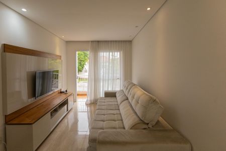 Casa de condomínio para alugar com 87m², 3 quartos e 2 vagas Casa de condomínio para alugar com 87m², 3 quartos e 2 vagasSala de estar