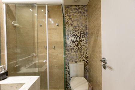 Casa de condomínio para alugar com 87m², 3 quartos e 2 vagasBanheiro da Suíte