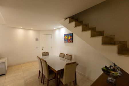 Casa de condomínio para alugar com 87m², 3 quartos e 2 vagas Casa de condomínio para alugar com 87m², 3 quartos e 2 vagasVaranda de jantar