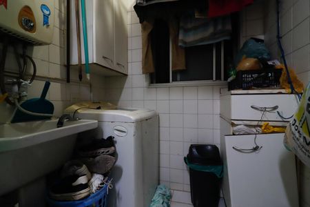 Apartamento à venda com 60m², 3 quartos e 1 vaga Apartamento à venda com 60m², 3 quartos e 1 vagaCozinha e Área de Serviço