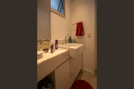 Apartamento à venda com 190m², 4 quartos e 3 vagasBanheiro Suíte 2