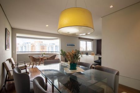 Apartamento à venda com 190m², 4 quartos e 3 vagasSala de Jantar