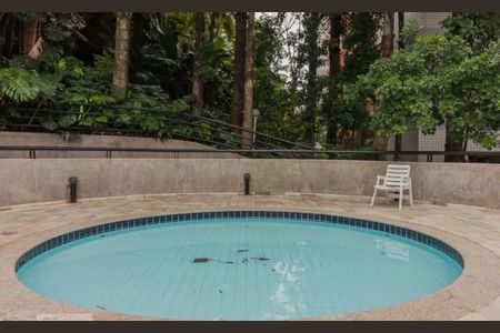 Apartamento à venda com 190m², 4 quartos e 3 vagasPiscina