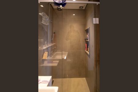 Apartamento à venda com 190m², 4 quartos e 3 vagasBanheiro da Suíte 1