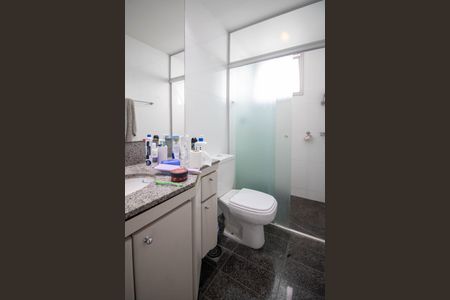 Apartamento à venda com 190m², 4 quartos e 3 vagasBanheiro Suíte 4